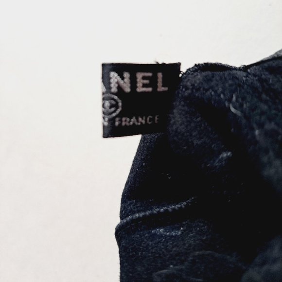 Chanel Lambskin Leather Black CC Quilted Fingerless Gloves Size 7 - Picture 7 of 12